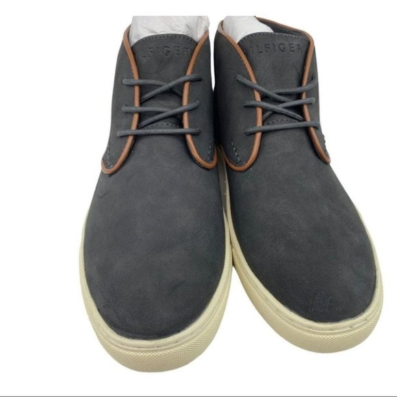 Tommy Hilfiger Men Morven2 Faux-Leather Chukka - Picture 5 of 13